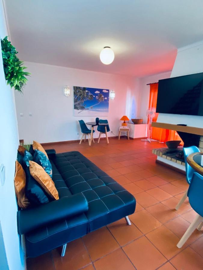 Summer House, Only 2 Minutes To The Beach In Vilamoura! Villa Luaran gambar