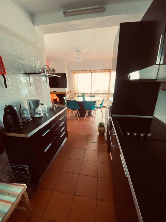 Summer House, Only 2 Minutes To The Beach In Vilamoura! Villa Luaran gambar
